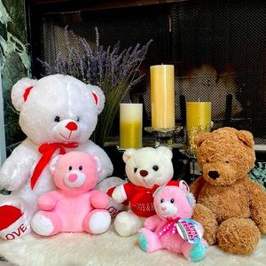 Birthday theme? Just fun? BEAR FAMILY TOYS! 5 toys priced to sell!